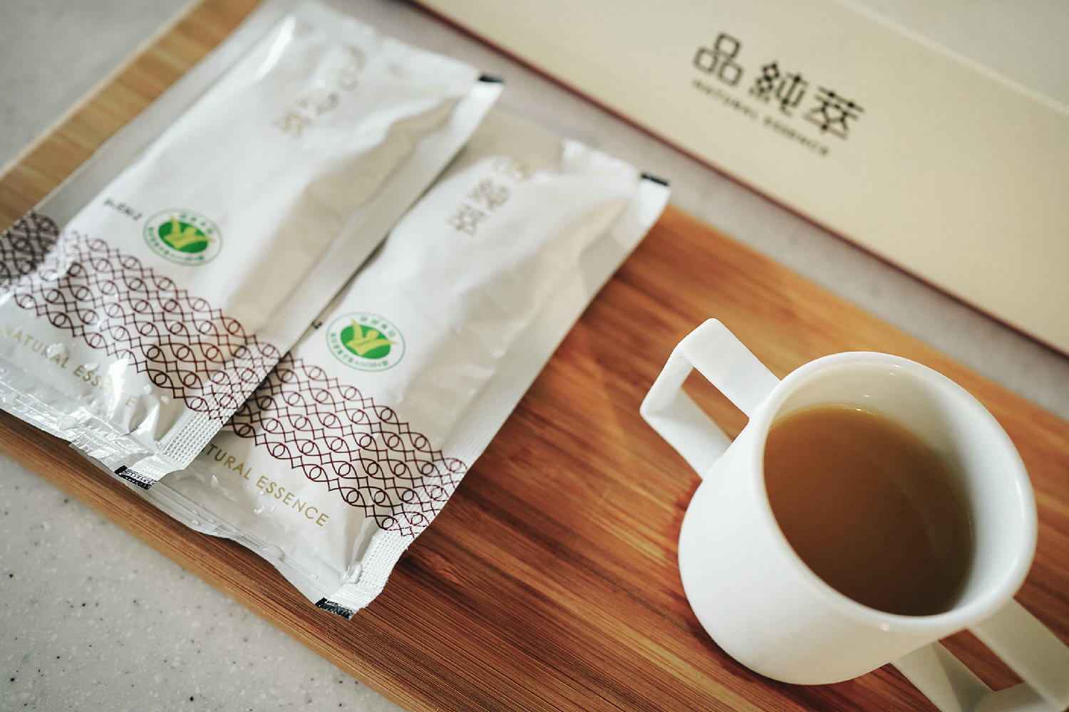 孕期補品-愛自己從每天早晨一杯品純萃鱸魚精開始
